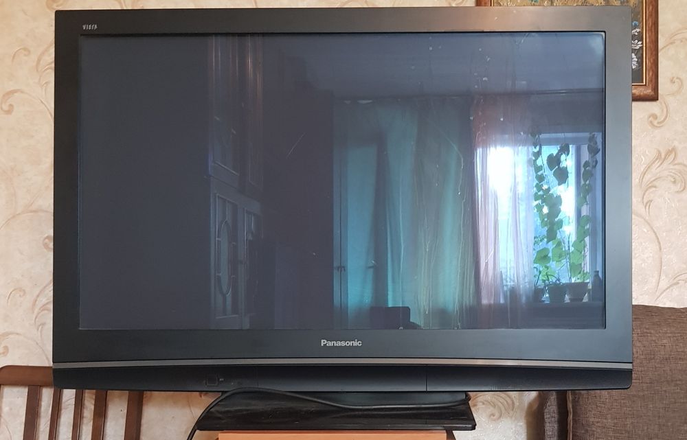 Телевизор б/у Panasonic