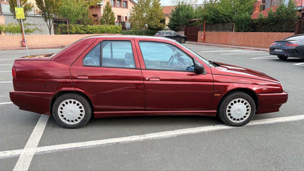 Alfa Romeo 155 an 1995 istoric