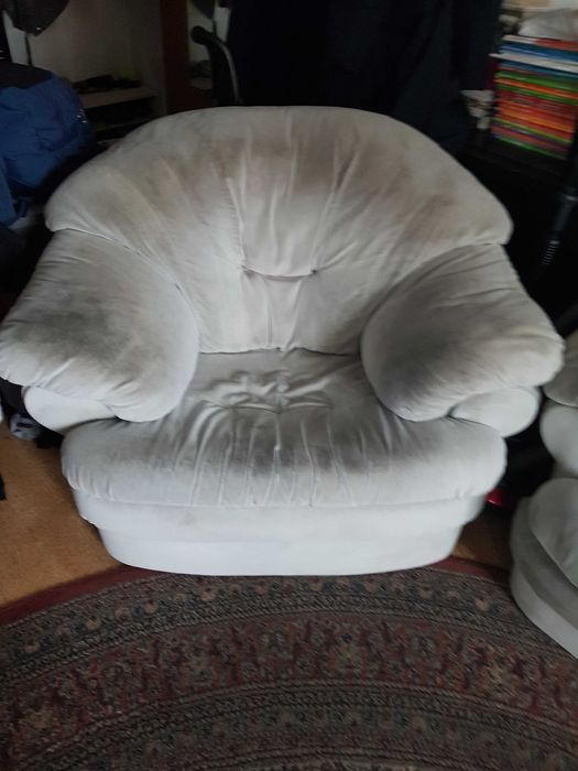 два кресла и диван