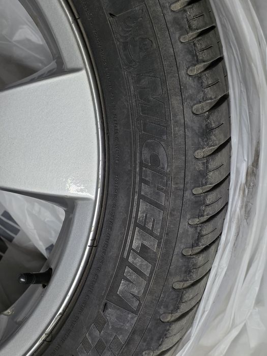 Срочна продам шины