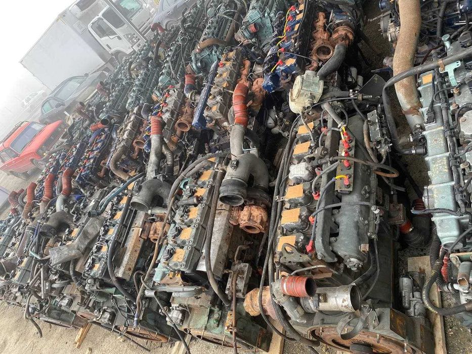 HOWO 420, CHAKMAN 420,ва 380 ЛС метан газ двигательлари сотувда келди.