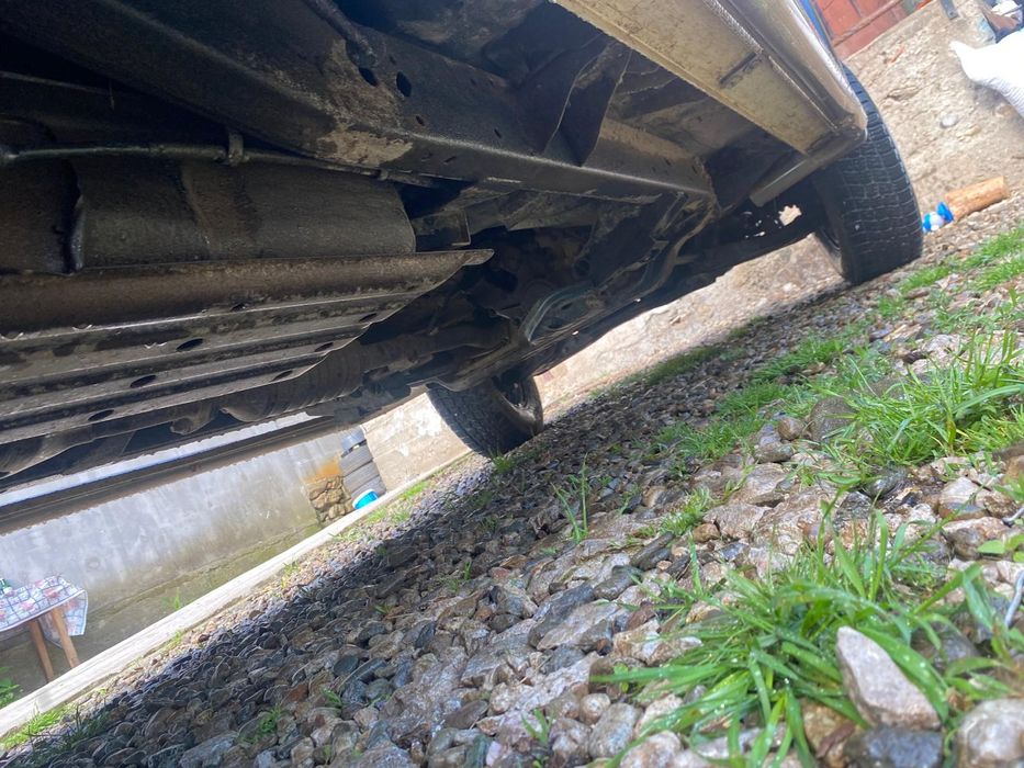 Mazda b 2500 4x4 cu reductor 3800 euro