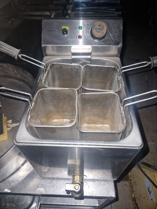 Friteuza inox 1-2 cuve, grill electric sau gaz