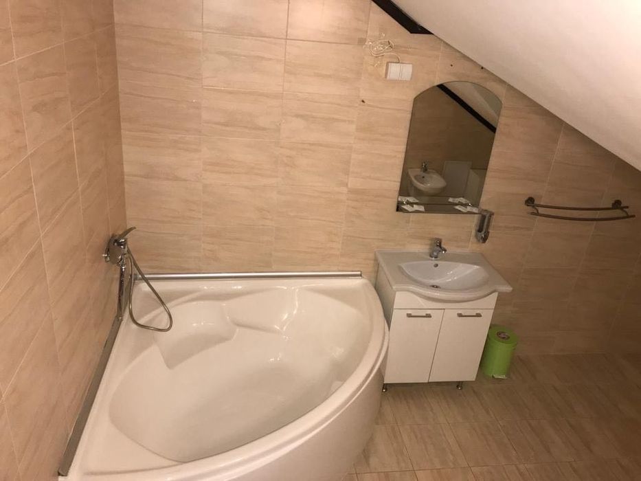 De închiriat apartament