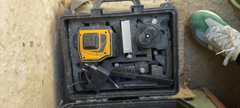 Перфоратор Лазер