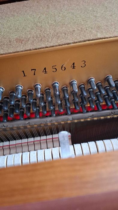 Акустично пиано Ямаха