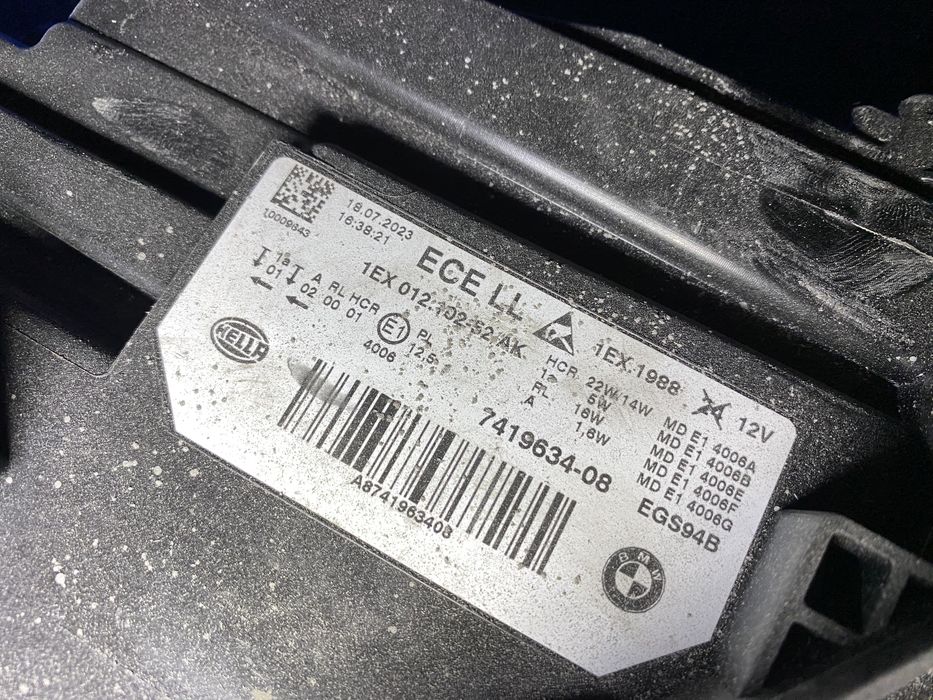 Far BMW seria 3 F30 F31 LCI Facelift 2015 - 2019 far Dreapta stanga