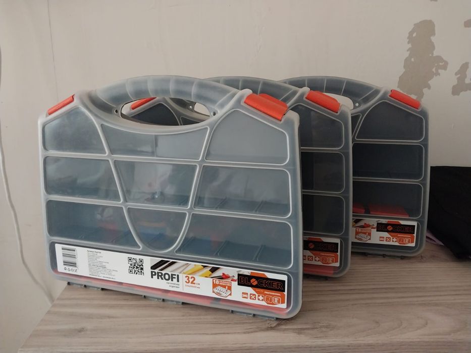 Ящик для аксесуаров