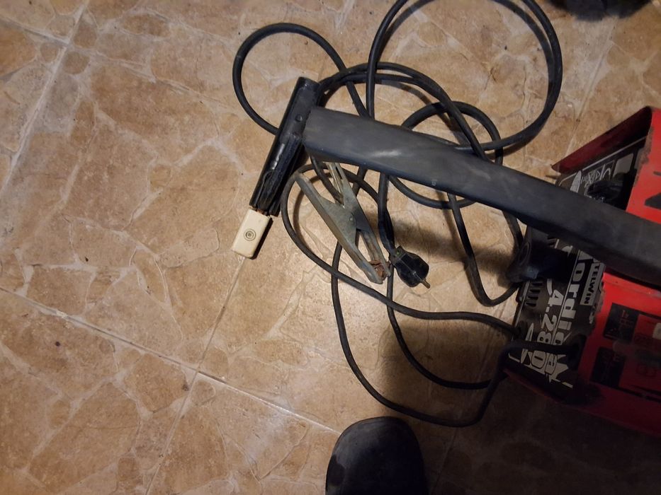 Продавам ектрожен