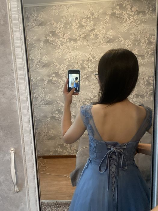 Платье  нарядное