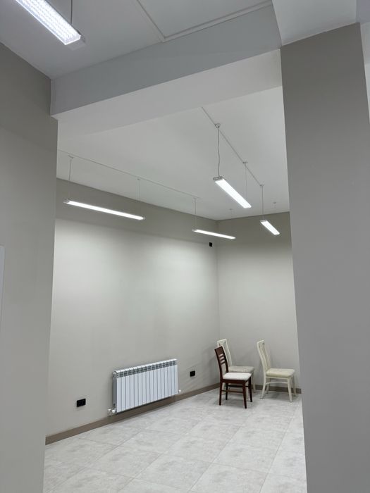 Профессиональная установка люстр