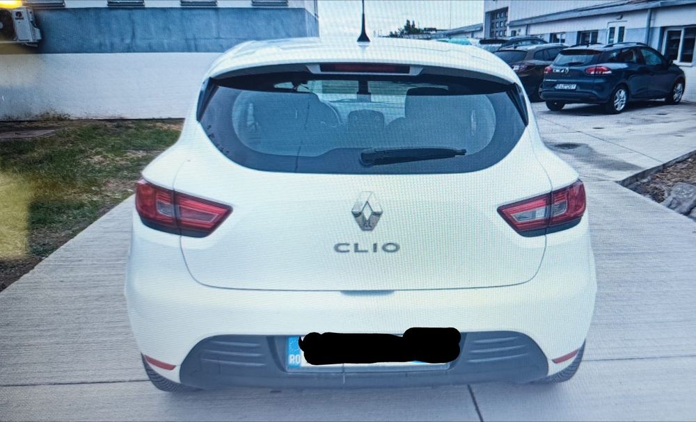 Vând Renault Clio 0.9 tce, cutie manuală , înmatriculată