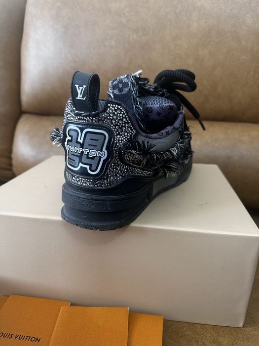 Lv skate marimea 43