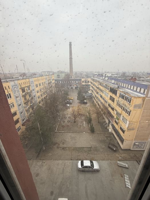 Коробка уй сотилади срочно