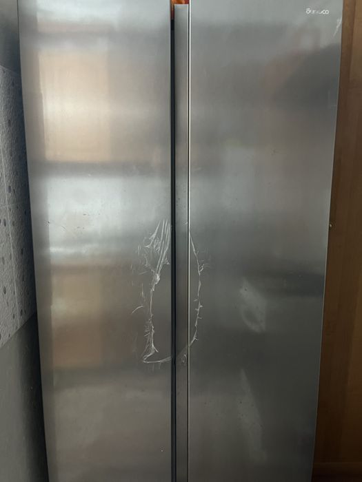 Продам Холодильник двухдверный