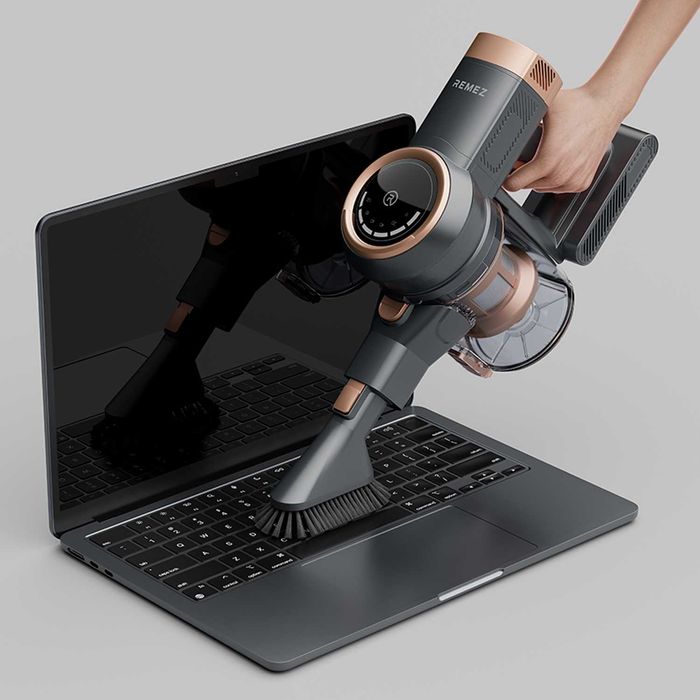 Продаю новые моющие вертикальные пылесосы REMEZ  Pro Aqua+ 505В