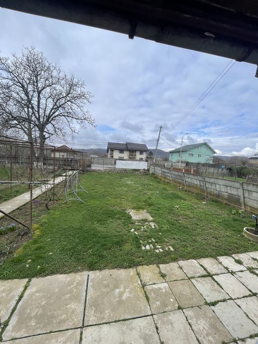 Apartament 4 camere separat complet si curte 230mp - totul individual