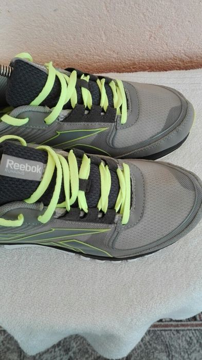 Adidași Reebok nr 40