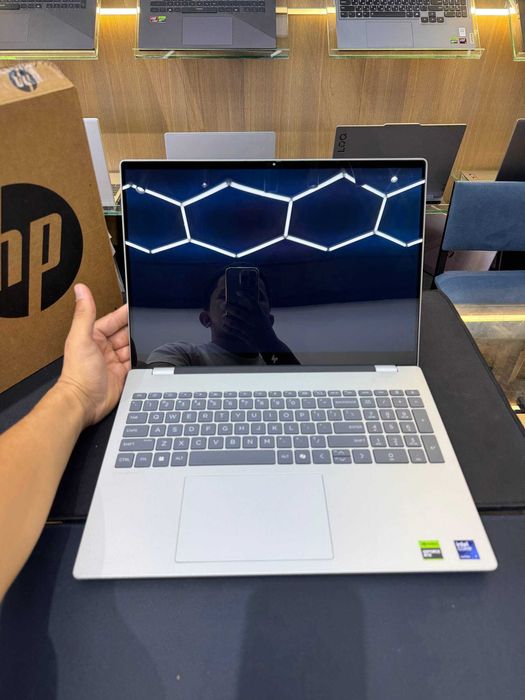Noutbuk HP OmniBook 7 Intel Ultra 7 255H RTX 4050 16/1TB 16.0 2K OLED