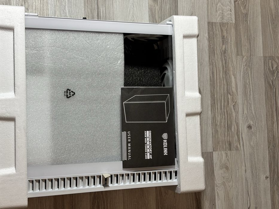 Kolink Observatory HF White Mid Tower- в отлично състояние