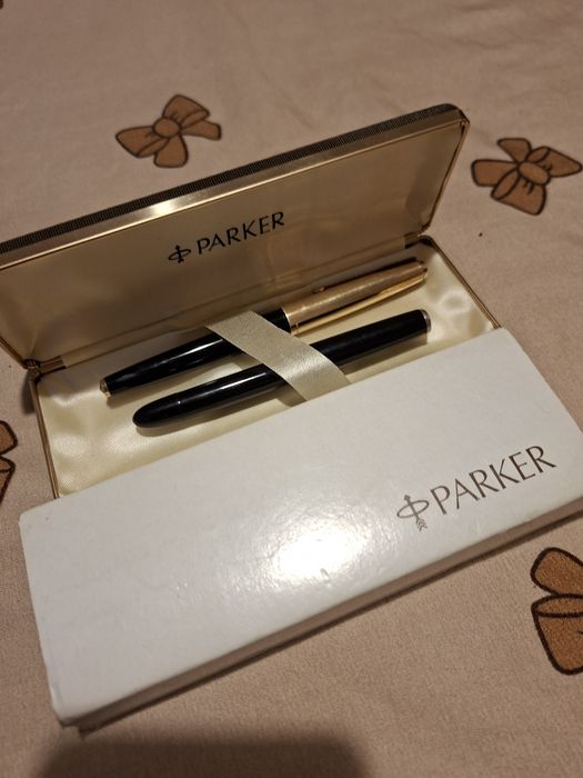 2 stilouri Parker