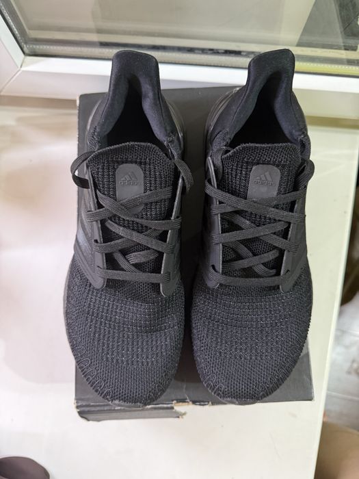 кроссовки Adidas Ultraboost 5