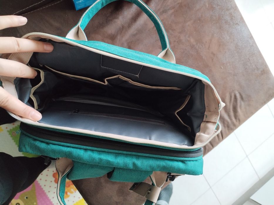 Раница /чанта за бебешка количка с вградена кошара