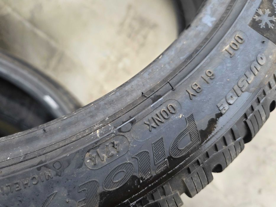 4бр Зимни гуми 255 40 19 - Michelin