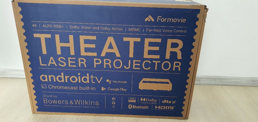 Vând proiector laser ust Formovie Theater 4k dolby vision-atmos