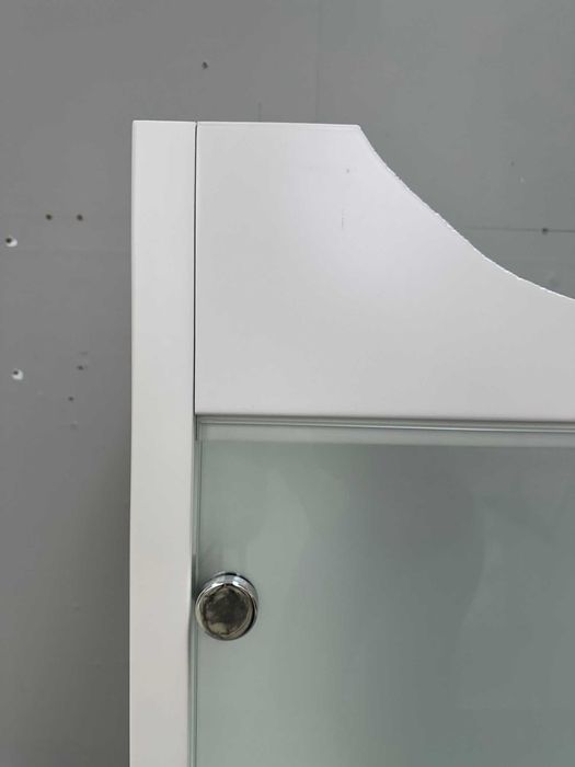 Бял долен шкаф за баня 75 см със стъклени врати - мивка маями