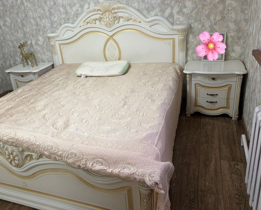 Продам спальный гарнитур Джоконда