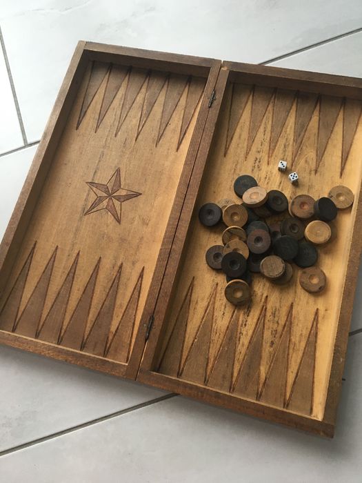 Табли и шахове в много добро състояние