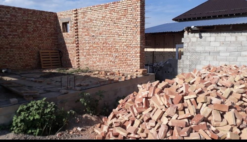 Продам кирпич красный