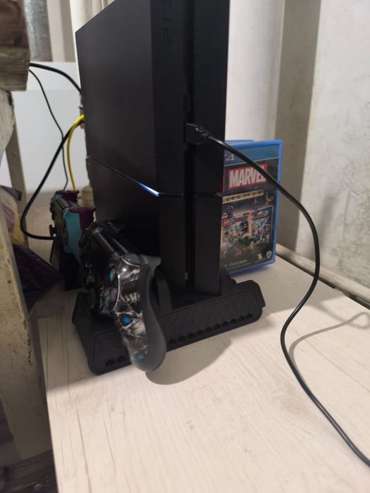 ps 4 slim+2геймпада