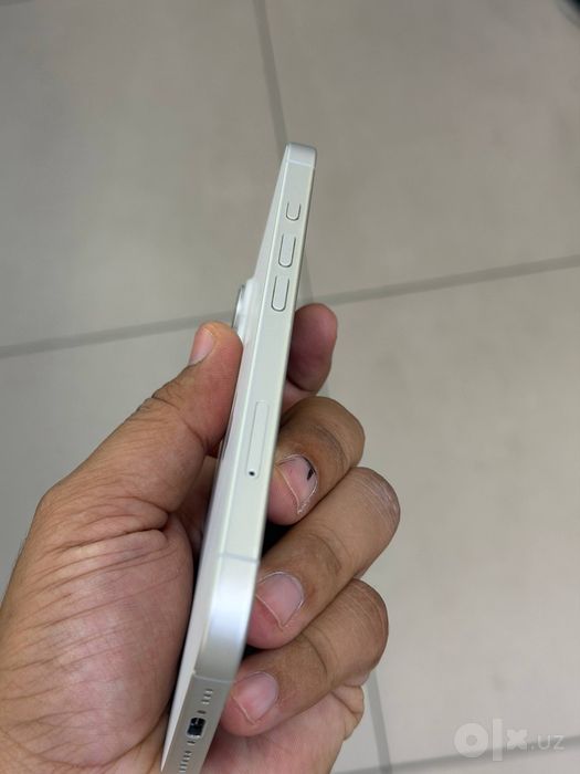 Iphone 16 Silver