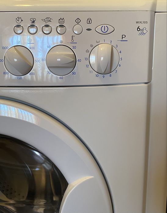 Masina de spalat INDESIT  WIXL 105