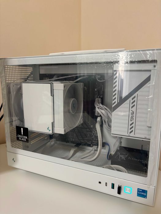 Настолен компютър Desktop PC