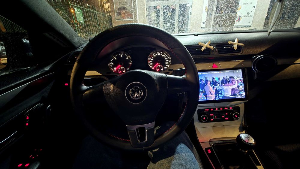 Vand Volkswagen Passat CC 2009, 2.0 TDI 140 CP