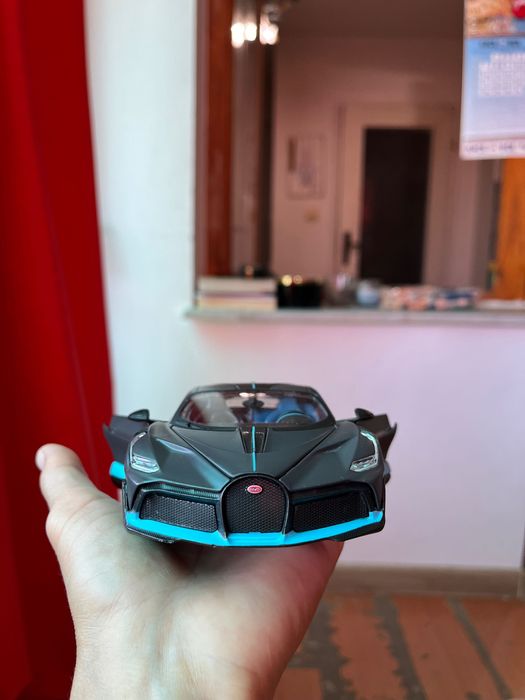 Bugatti Divo 1/24