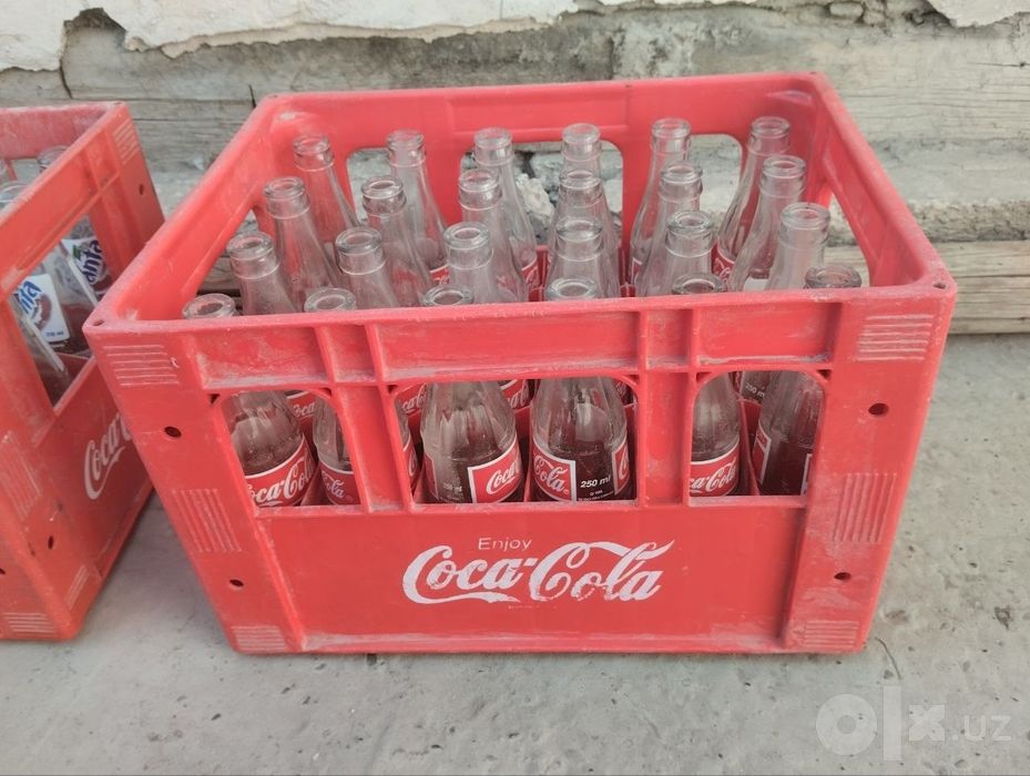 Bo'sh kola butilkalar sotiladi