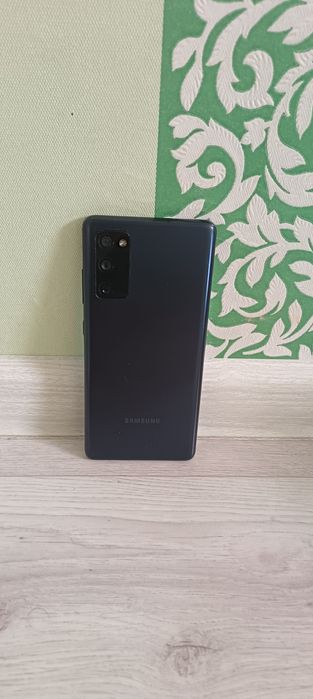 Самсунг с20фе продам