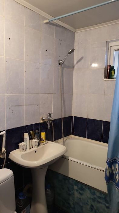 Продам 1ком.квартиру район Каравана.
