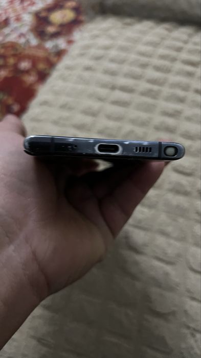 Samsung note 10      12/256