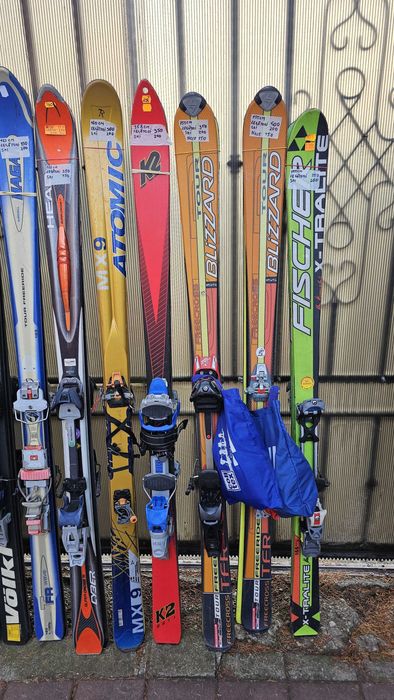 Ski-uri Tura noi si folosite stare buna, lichidare