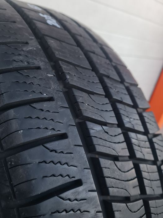 Всесезонни гуми за Бус 4 броя GOODYEAR  Vector 205 65 R16C дот 4618