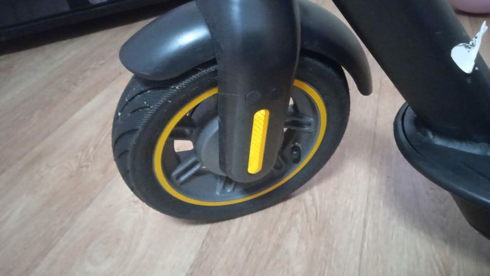 Продаю электросамокат,250 тысяч.