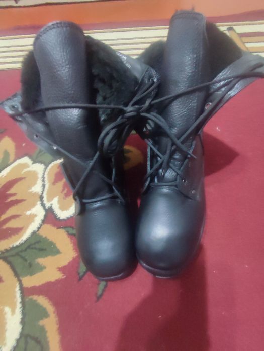 Берцы, зимниий новый