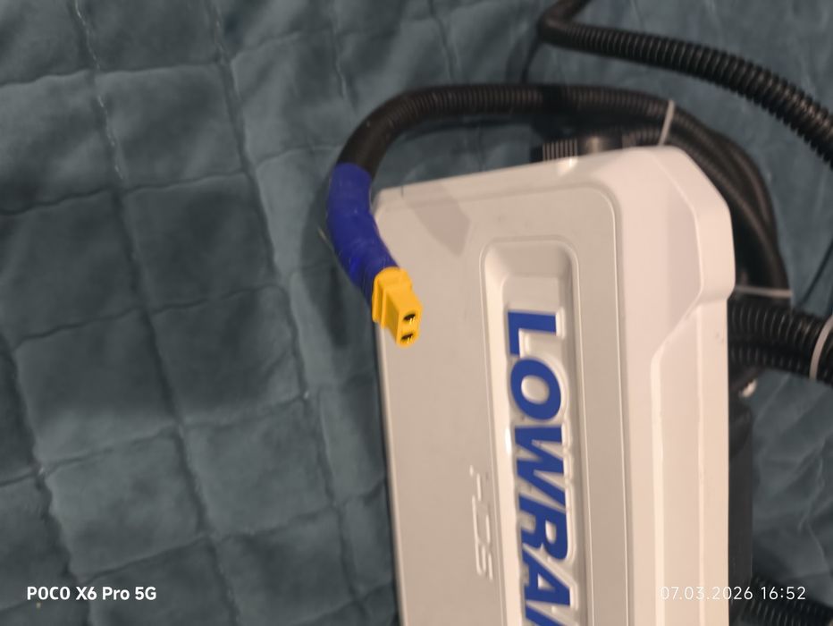 Продам эхолот лоуренс HDS7