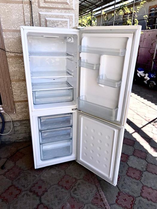 Продам холодильник рабочий