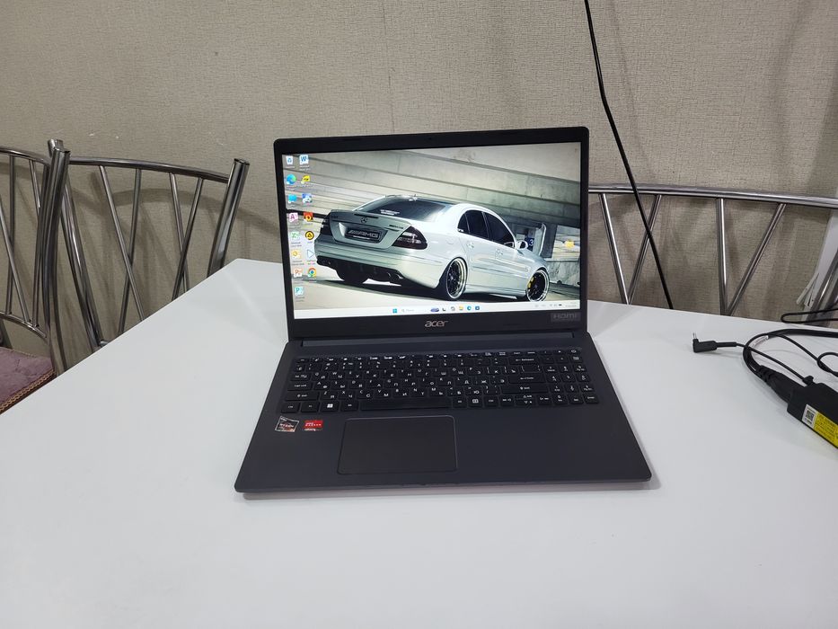 Ноутбук Acer мощный современный